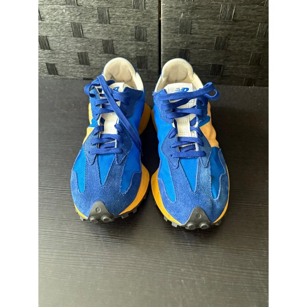 New balance 327 marine blue & yello men's size 8.5